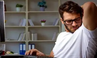 چگونه عادت‌های اشتباه بهداشتی باعث افزایش بوی بدن می‌شود؟