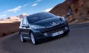 فروش فوری پژو 207 یک میلیاردی بدون قرعه کشی شروع شد