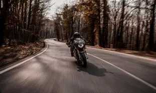 کدام ردیاب را برای موتور سیکلت انتخاب کنیم؟