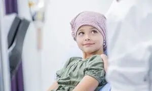 کمپین طاقچه و محک در حمایت از کودکان سرطانی