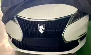 نصب لوگوی جدید ایران خودرو روی محصول اینوی