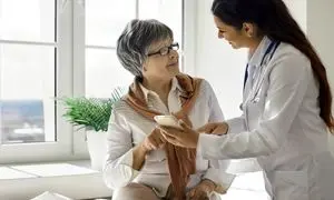 چرا آزمایش در منزل را برای چکاپ پدر و مادرها انتخاب کنیم؟