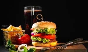 استارتاپ‌ ویکند چیکن فامیلی؛ پیوند ایده‌ های نو با صنعت غذا