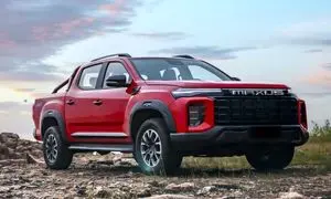 پیوستن گروه خودرویی همتی به شبکه نمایندگی شتابران خودرو در قزوین