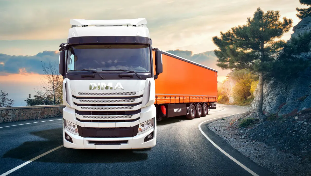 دیما دیزل در نمایشگاه حمل و نقل 