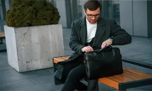 دوام کیف ‌های چرمی باکیفیت؛ نتیجه انتخاب درست یا مراقبت اصولی؟