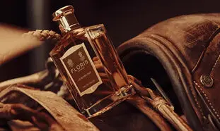 چرا رایحه‌های چرمی در عطر مردانه محبوبیت دارند؟