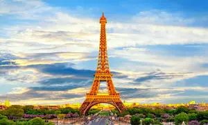 بهترین زمان خرید تور اروپا از کاریز؛ چگونه ارزان‌ تر رزرو کنیم؟