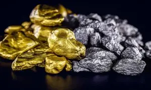 سرمایه گذاری در نقره یا طلا؟ کدام برای شما مناسب است؟