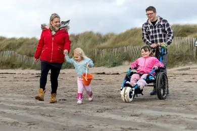 علی‌بابا؛ پیشگام در تأمین ۲۵ هزار سفر درمانی برای کودکان نیازمند