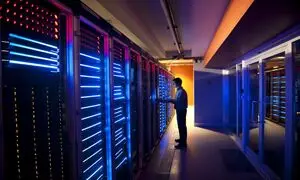 بهترین سرور استوک برای دیتاسنتر و مجازی‌سازی / راهنمای جامع و کاربردی