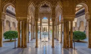 برگزاری جلسه نقد و بررسی کتاب «اکتشاف هنر اسلامی» در نشر نی