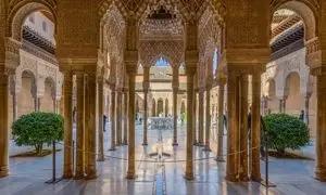 برگزاری جلسه نقد و بررسی کتاب «اکتشاف هنر اسلامی» در نشر نی