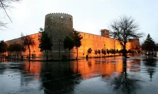 یک روز شیراز گردی چقدر هزینه دارد؟