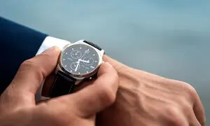 5 ساعت مردانه شیک زیر 10 میلیون برای هدیه