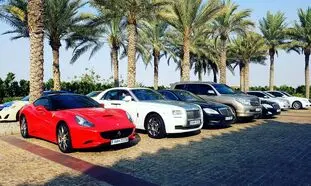 اجاره روزانه ماشین در دبی بهتر است یا استفاده از حمل و نقل عمومی؟