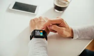 5 ساعت هوشمند 2 میلیون تومانی مناسب برای هدیه دادن