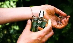 چطور یک عطر خاص را به عنوان امضای شخصی انتخاب کنیم؟