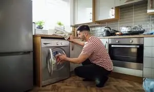 5 نکته طلایی درباره شست و شوی کت و شلوار در منزل