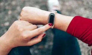 مچ بند هوشمند شیائومی بخریم یا هواوی؟
