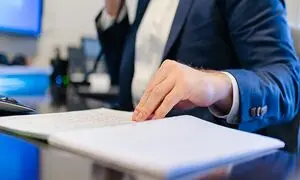 5 تلفن رومیزی دکو مناسب برای اداره ها + قیمت