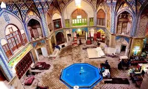 5 رستوران سنتی کاشان که حتما باید امتحان کنید