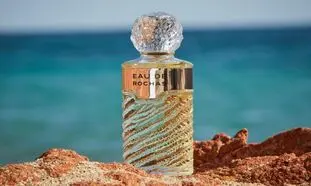 معروف ترین عطرهای زنانه فرانسوی
