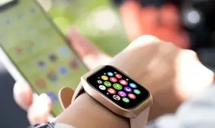 5 ساعت هوشمند پرفروش با سبک کلاسیک + قیمت فروردین 1403