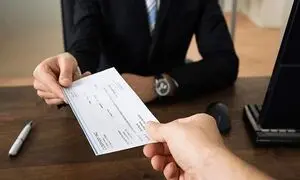 مراحل و نحوه شکایت به دلیل کلاهبرداری با چک