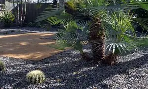 چند ایده استفاده از قلوه سنگ در کف سازی ویلا