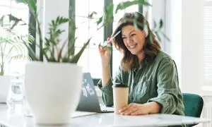 5 گیاه آپارتمانی با نگهداری آسان برای محل کار