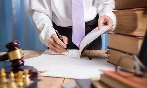 آشنایی با بهترین دفتر وکالت در عظیمیه کرج