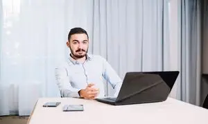 5 لپ تاپ پرفروش با رم 8 گیگابایتی + قیمت