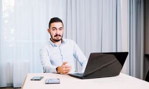 5 لپ تاپ پرفروش با رم 8 گیگابایتی + قیمت