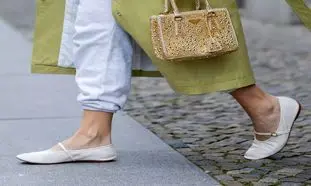 شلوار جاگر را با چه کفشی ست کنیم؟