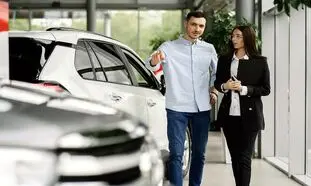 ۸ عامل موثر بر قیمت خودرو