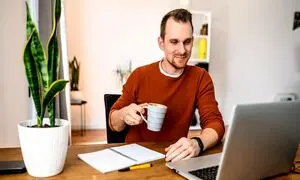 5 شغل دورکاری با حقوق بالای 30 میلیون تومان