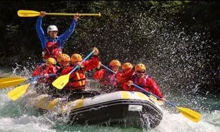 5 تور جذاب رفتینگ زاینده رود برای تعطیلات خرداد