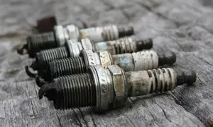 7 نشانه خرابی قطعات خودرو از روی ظاهر شمع