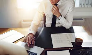6 شغل مدیریتی با حقوق بالای 40 میلیون تومان در تهران / خرداد 1403