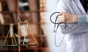 شکایت از دکتر با وکیل جرایم پزشکی