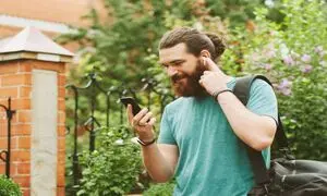 با 2 میلیون هندزفری بی سیم پرووان بخریم یا رسی؟