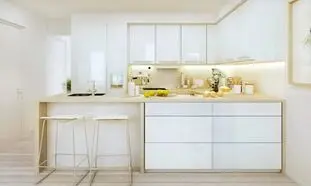 شیک کردن دکوراسیون آشپزخانه با کابینت سفید