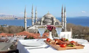 معروف ترین غذای استانبول در بین طرفداران کباب