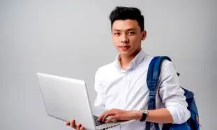 5 لپ تاپ سبک برای کاربرد دانشجویی