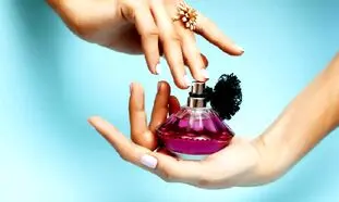 5 عطر زنانه لوکس که تابستان 1403 غوغا می کند