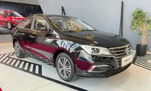 خودروی اسپرت با بودجه زیر 2 میلیارد؛ قیمت روز خودرو ام جی جی 5