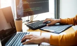 افزونه مدیریت لایسنس و بروز رسان هوشمند دو سرویس جذاب راست چین