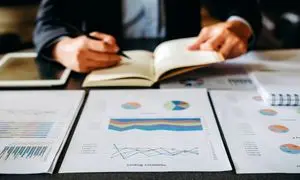 سرمایه گذاری های شرکتی و طرح‌ های تولیدی با تدبیرگران فارس و خوزستان