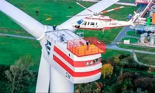 فرآیند سخت و نفس گیر نصب توربین بادی (ویدیو)